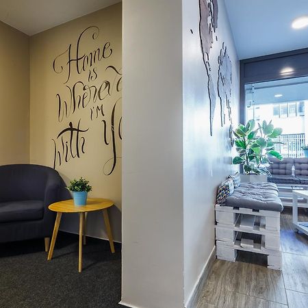 Greenwood Hostel Centrum วอร์ซอ ภายนอก รูปภาพ