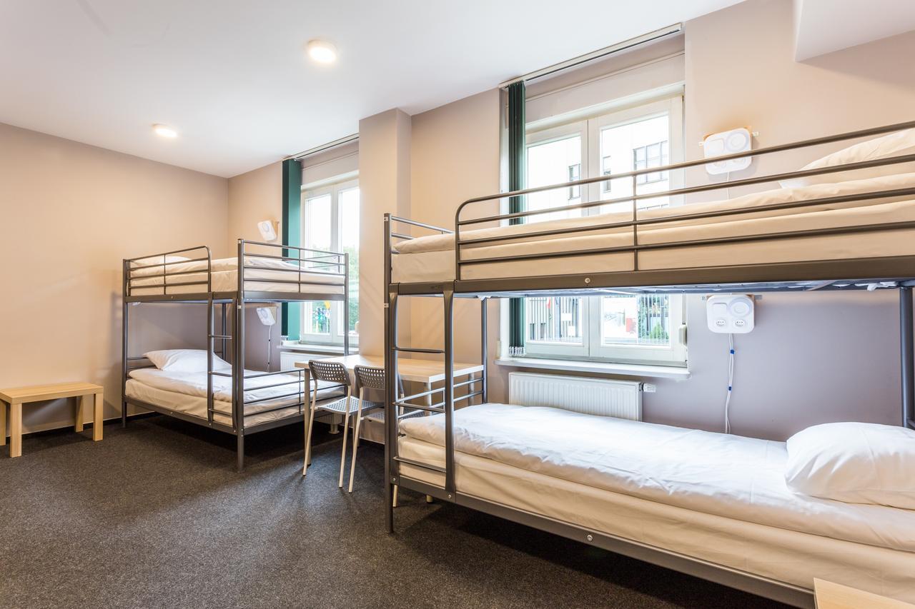 Greenwood Hostel Centrum วอร์ซอ ภายนอก รูปภาพ