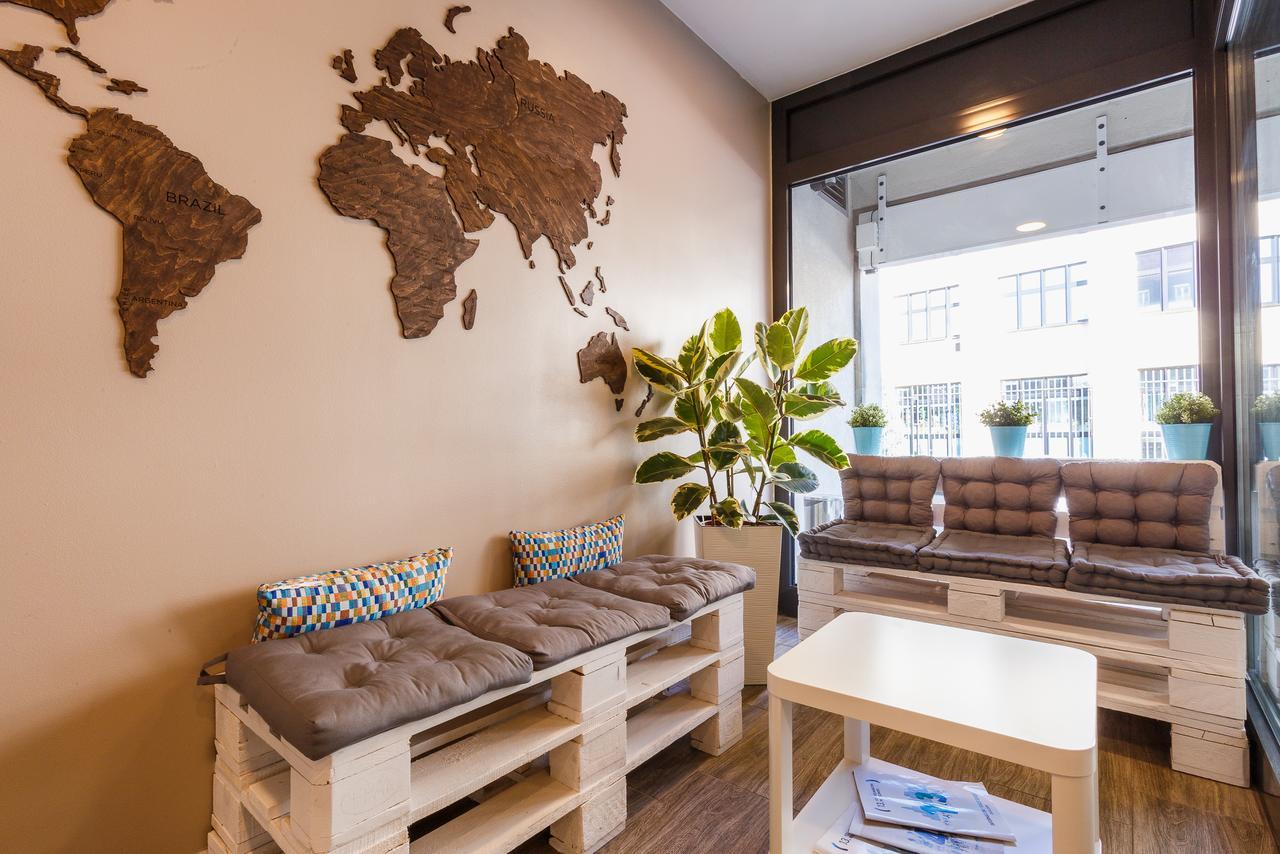 Greenwood Hostel Centrum วอร์ซอ ภายนอก รูปภาพ